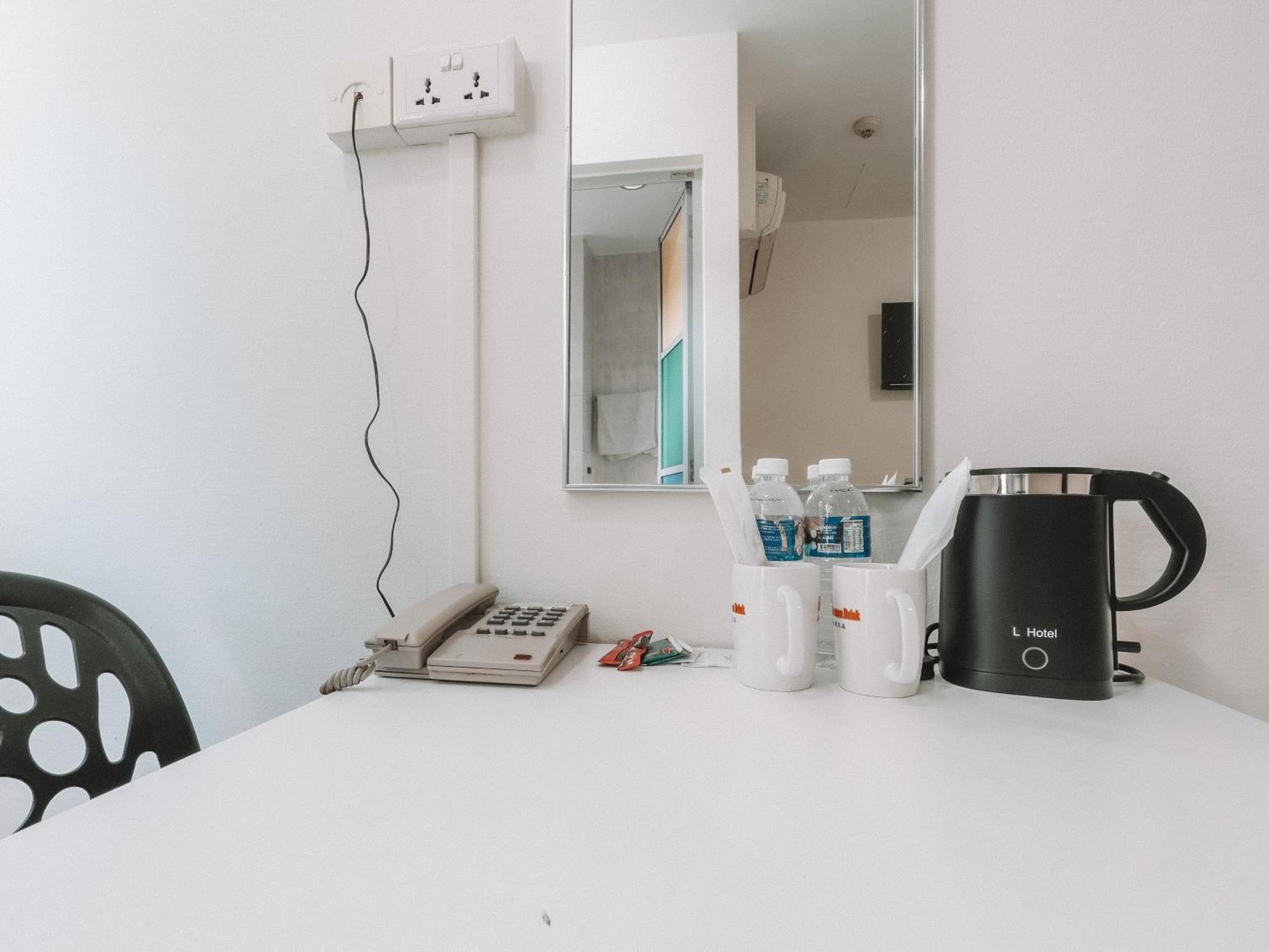 A Desker Khách sạn Singapore